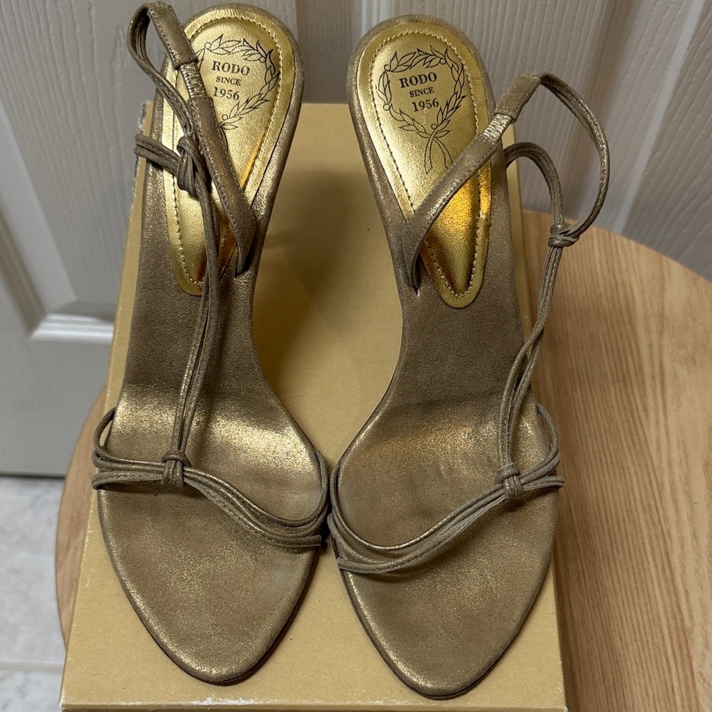 Rodo Metallic Gold Strappy Slingbacks